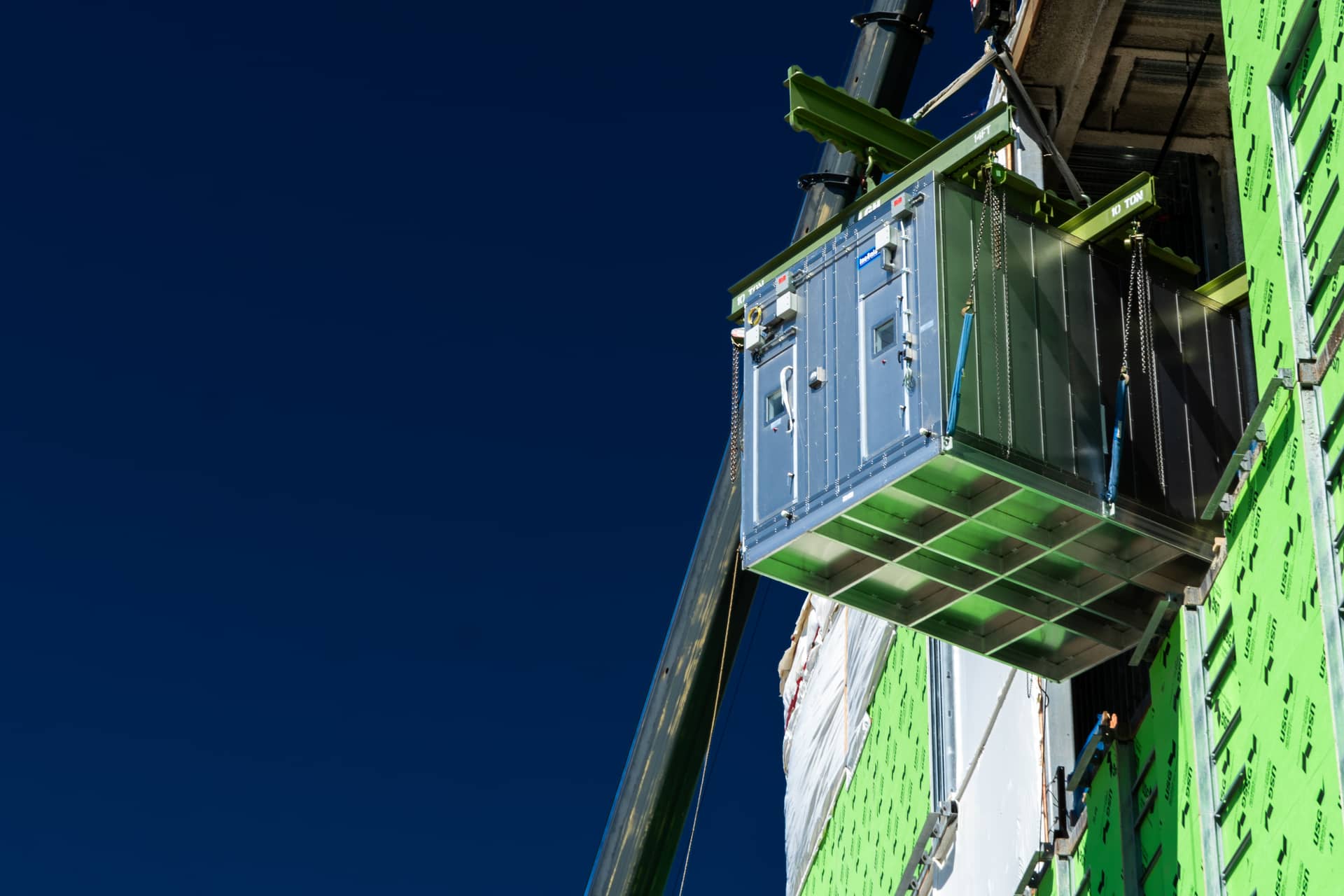 Smarter Supply Chains. Stronger Projects.